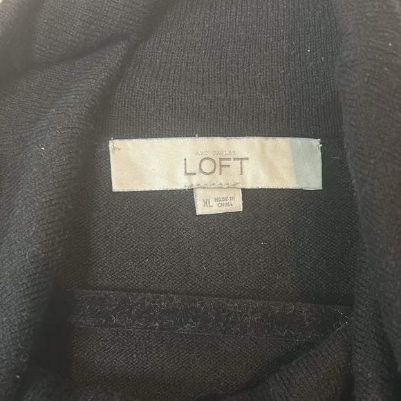 Ladies size XL black cowl neck Sweater - Picture 2 of 9